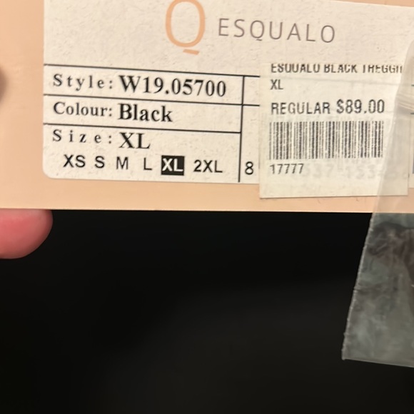 Black dress pants - Picture 3 of 4